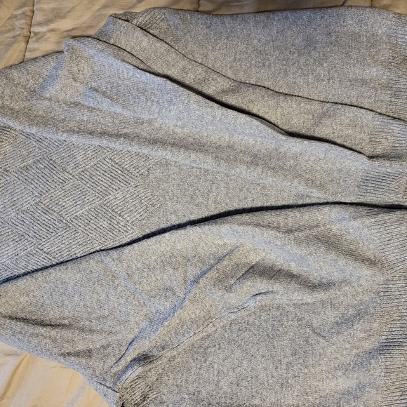 Marks and Spencer sweater - Picture 4 of 4